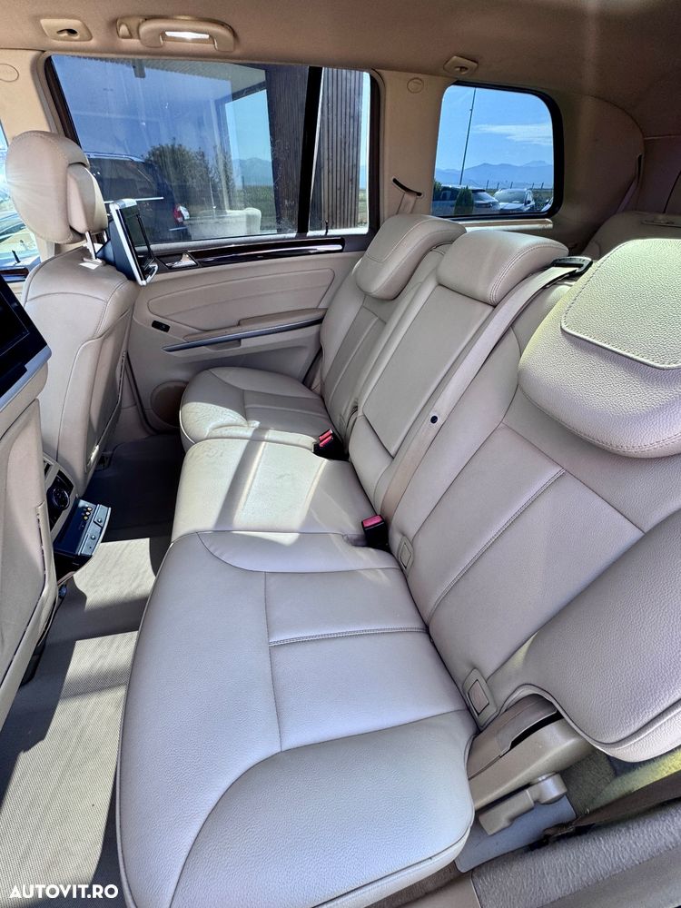 Mercedes-Benz GL 350 BlueTEC 4Matic 7G-TRONIC - 7