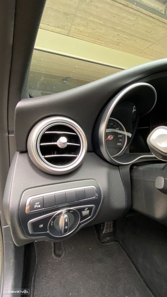 Mercedes-Benz C 350 e - 24