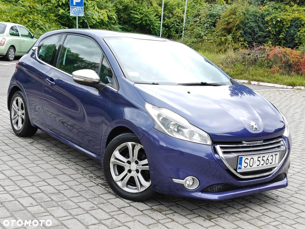Peugeot 208 1.4 VTi Allure - 1