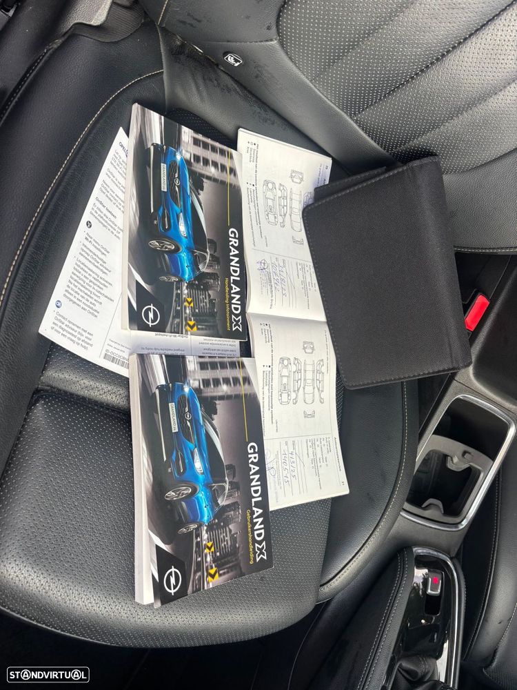 Opel Grandland X 1.2 T Design & Tech AT - 54