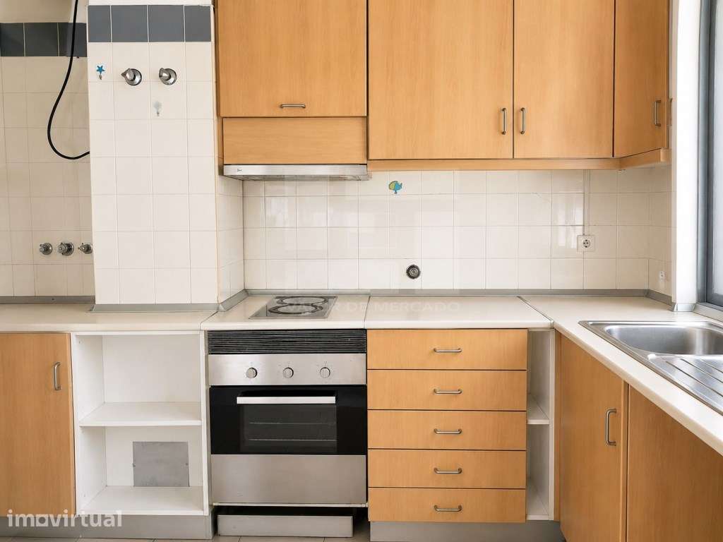 APARTAMENTO T2 - AMEIXOEIRA - Grande imagem: 3/28