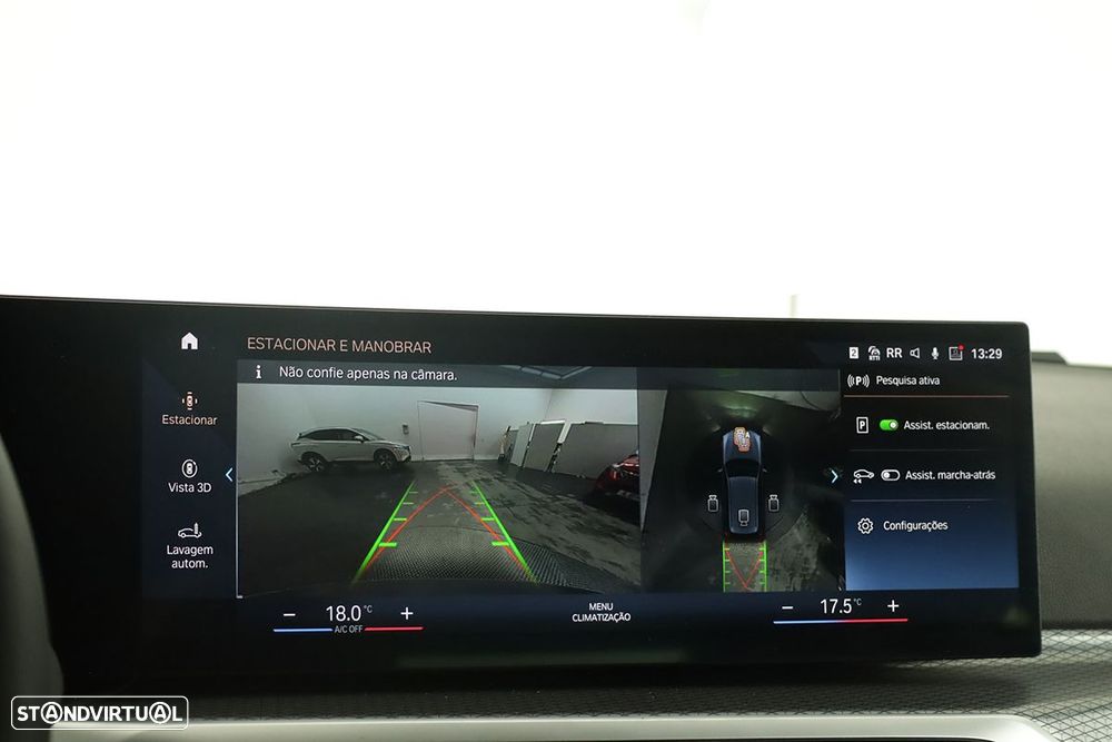 BMW 330 e Pack Desportivo M Auto - 13