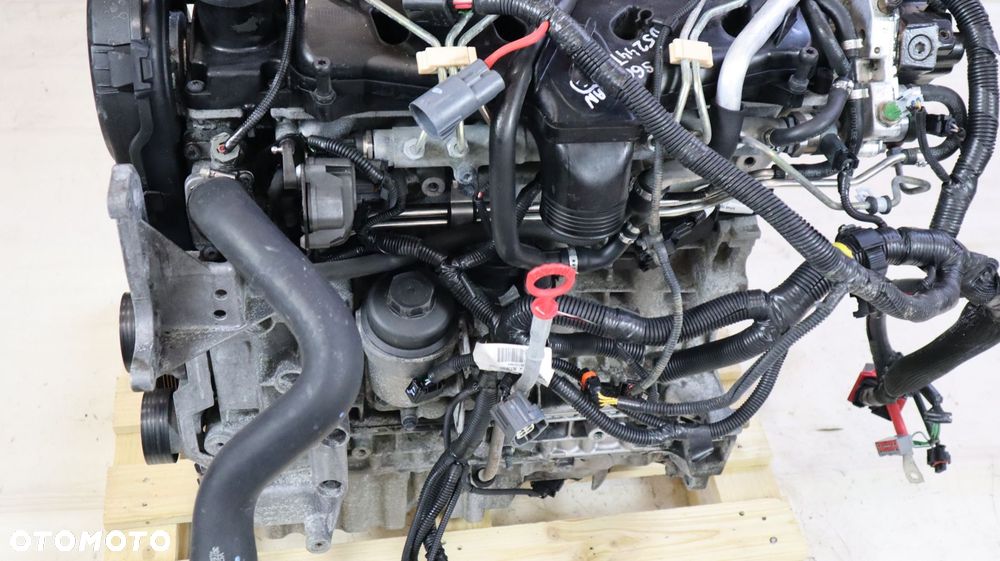 VOLVO S60 2.4 D5 SILNIK D5244T5 - 7