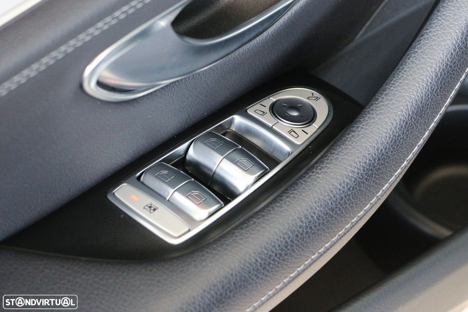 Mercedes-Benz E 300 de AMG Line - 44