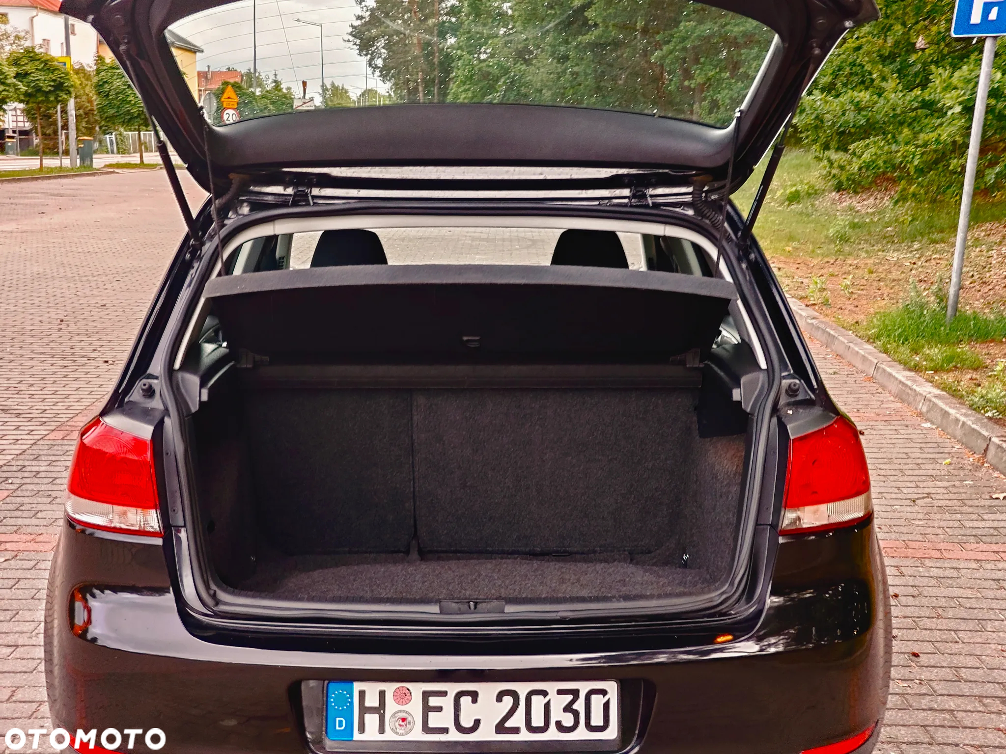 Volkswagen Golf 1.6 Comfortline - 9