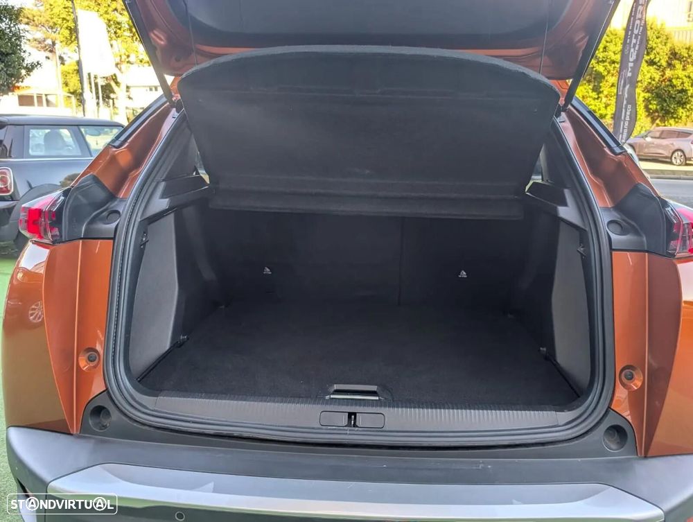 Peugeot e-2008 50 kWh Style - 8