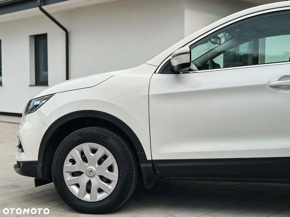 Nissan Qashqai 1.5 dCi Visia - 12