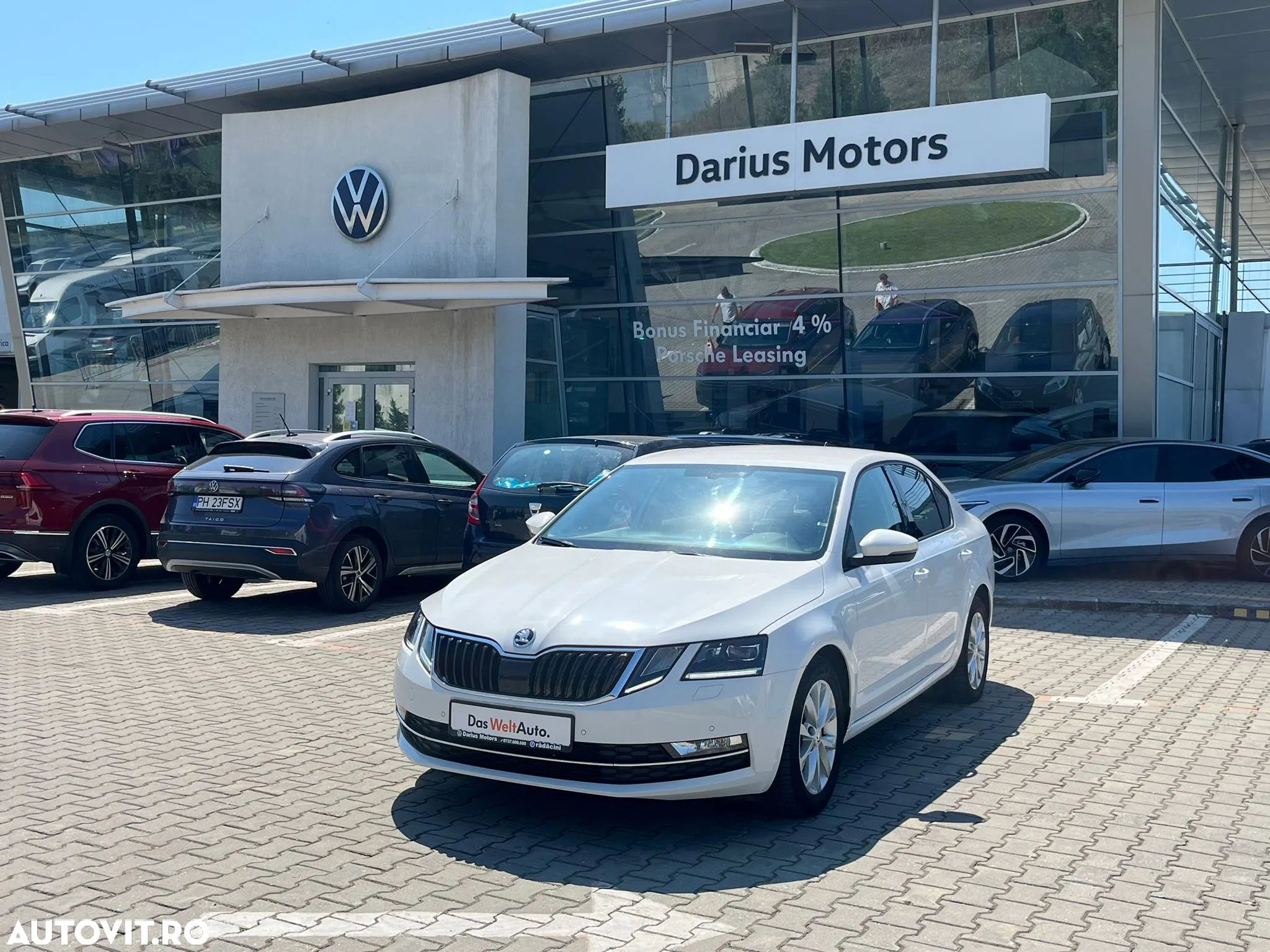 Skoda Octavia 2.0 TDI DSG Style - 1