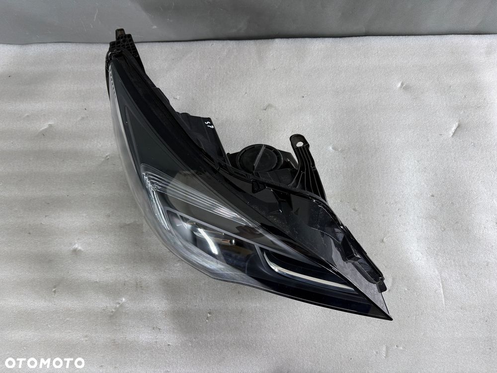 Reflektor Przód strona prawa Astra K 5 V 39195689 LIFT - 3