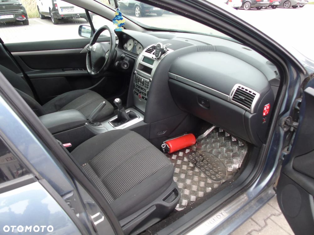 Peugeot 407 SW HDi 110 Business Line - 11