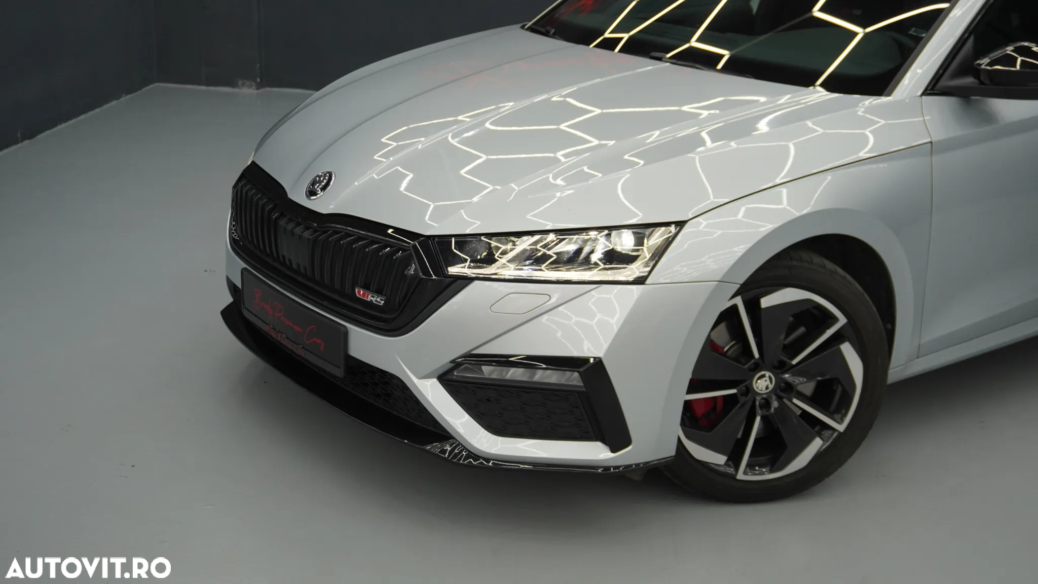 Skoda Octavia 2.0 TSI DSG RS - 2