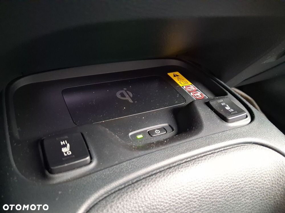 Toyota Corolla 1.8 Hybrid Style - 23