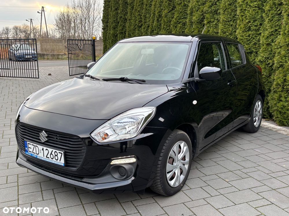 Suzuki Swift 1.2 Premium Plus - 1