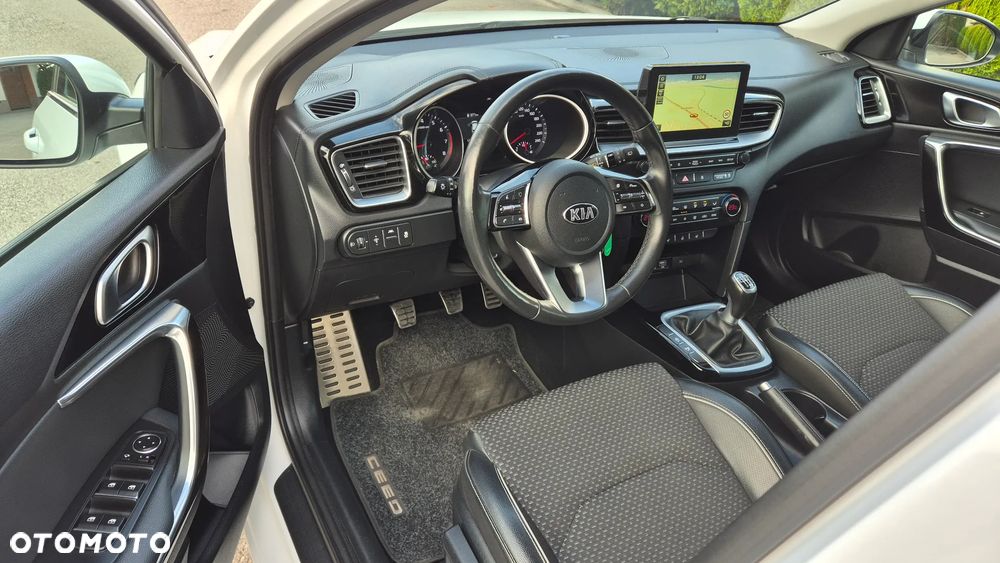 Kia Ceed 1.4 T-GDI L Business Line Plus - 7