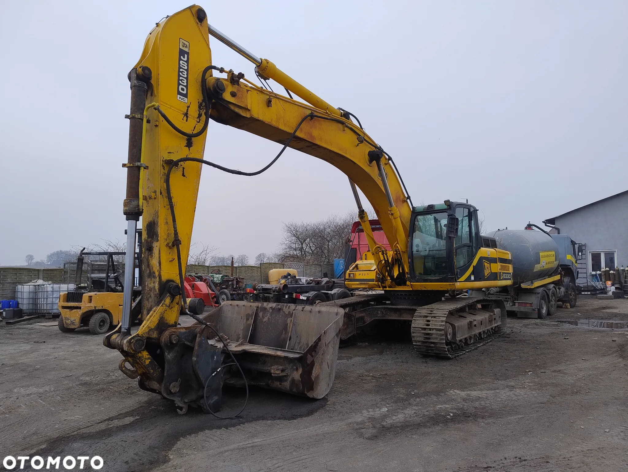 JCB JS330 - 2