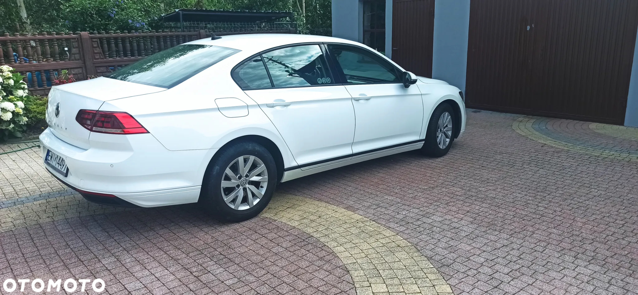 Volkswagen Passat 2.0 TDI BMT Comfortline - 3