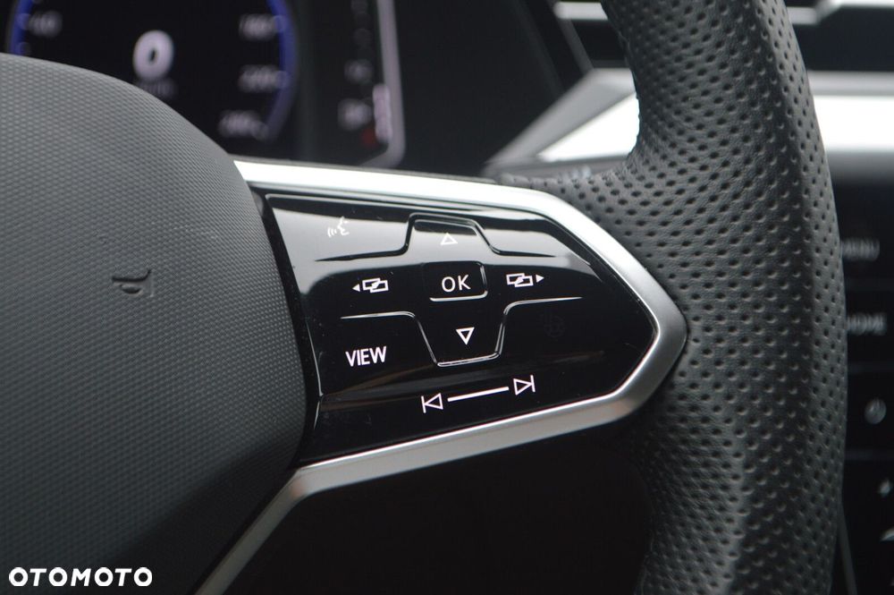 Volkswagen Arteon 2.0 TDI 4Motion R-Line DSG - 16
