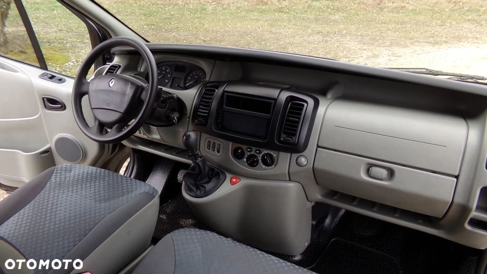 Renault TRAFIC 2.5 150KM * LONG * KLIMA * BRYGADÓWKA * WZOROWY STAN ! - 24
