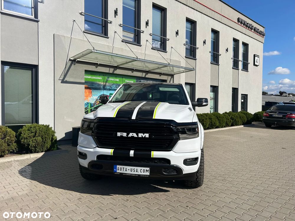 RAM 1500 Crew Cab Longbed Laramie - 2