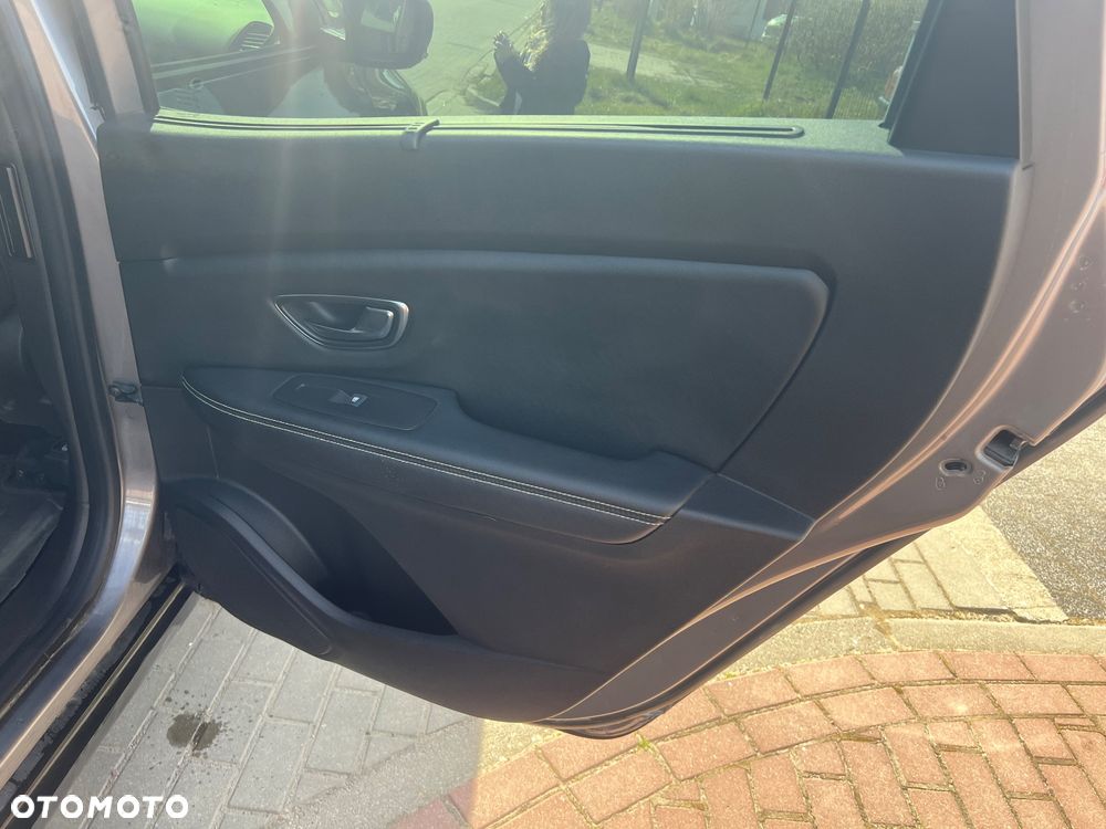 Renault Scenic ENERGY TCe 130 INITIALE PARIS - 27