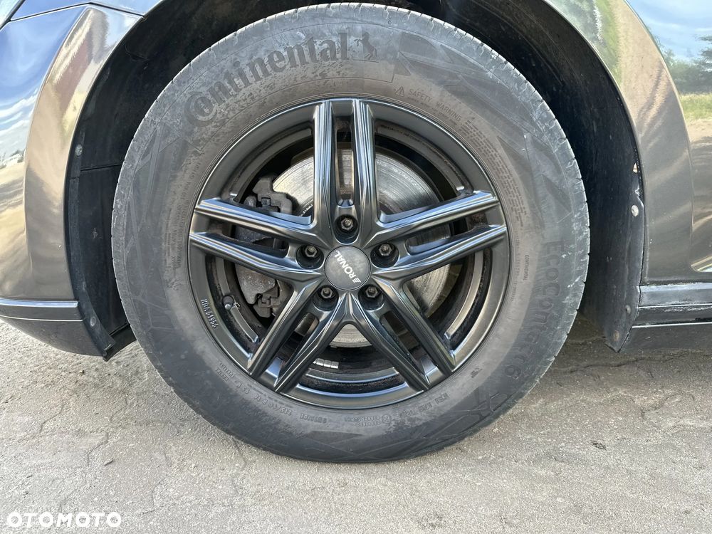Volkswagen Passat 2.0 TDI EVO Essence - 19