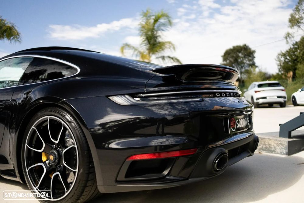 Porsche 911 (992) Turbo S PDK - 17