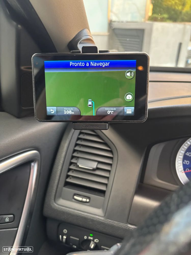 Volvo XC 60 2.0 D4 R-Design Start/Stop - 6