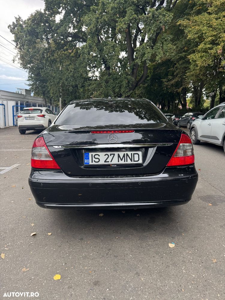 Mercedes-Benz E - 4