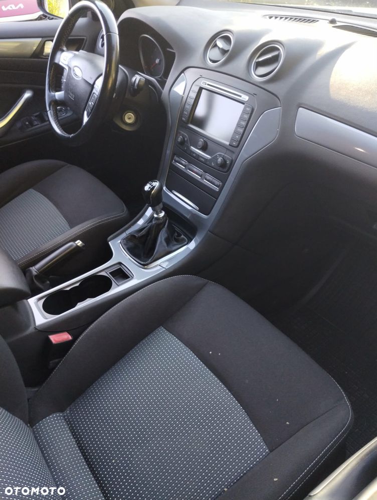 Ford Mondeo 1.6 TDCi Titanium - 13
