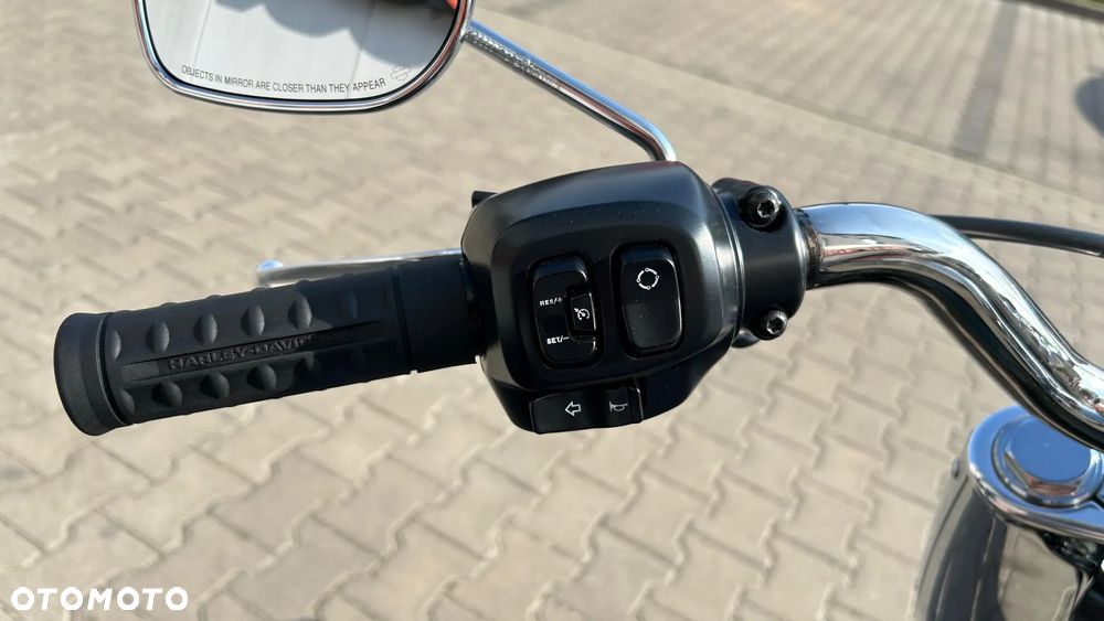 Harley-Davidson Softail Fat Boy - 16