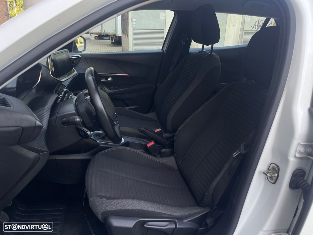 Peugeot 2008 1.2 PureTech Active - 13