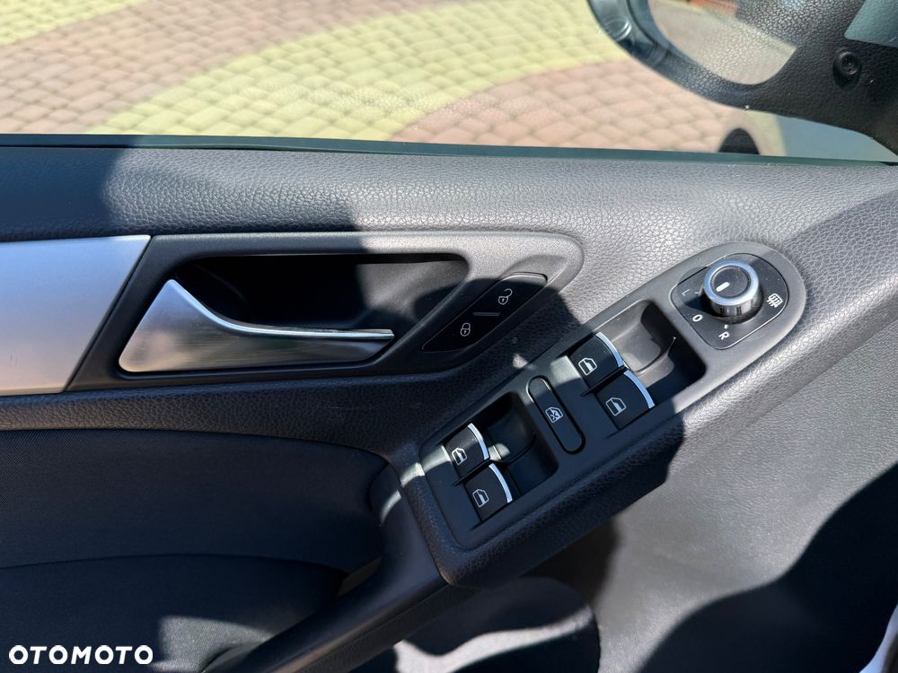 Volkswagen Golf 1.4 TSI Highline - 15