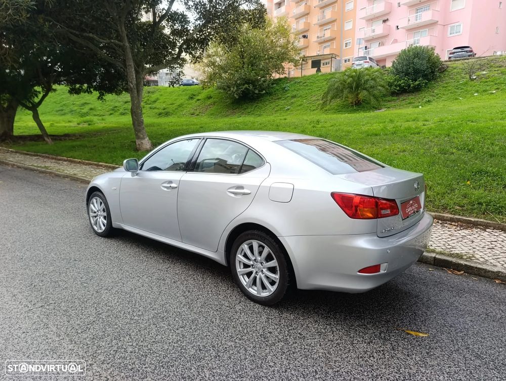 Lexus IS 220 - 9