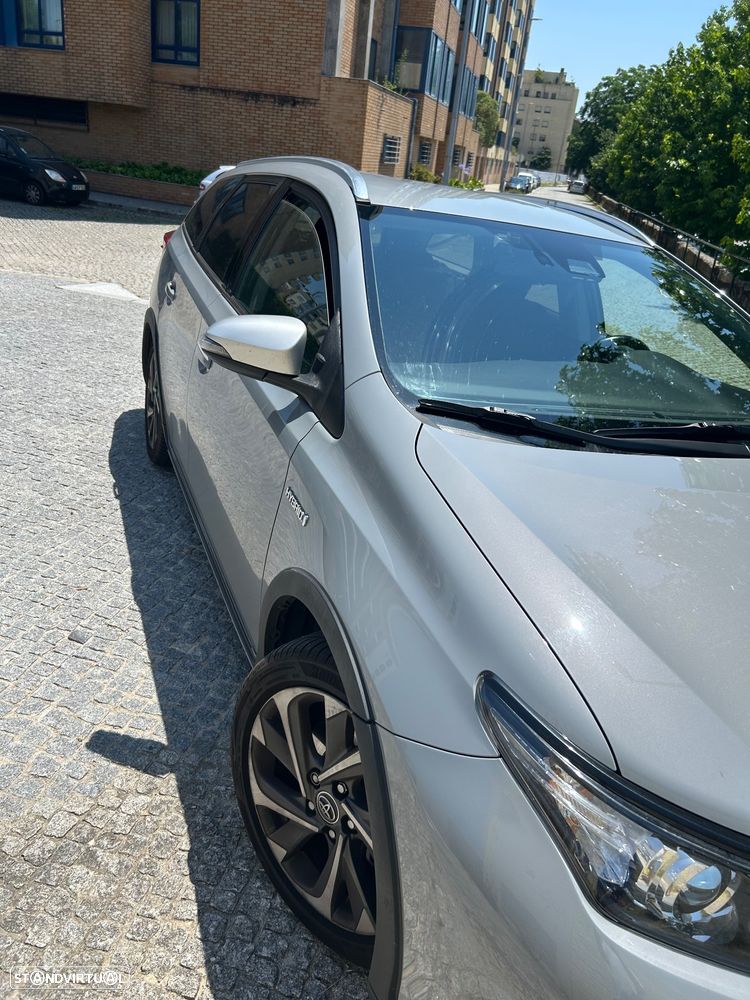 Toyota Auris Touring Sports 1.8 HSD Comfort+P.Sport - 13