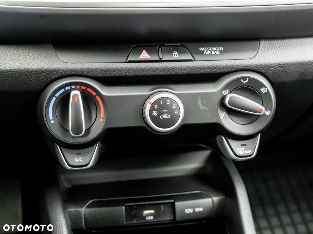 Kia Stonic 1.0 T-GDI M DCT - 16