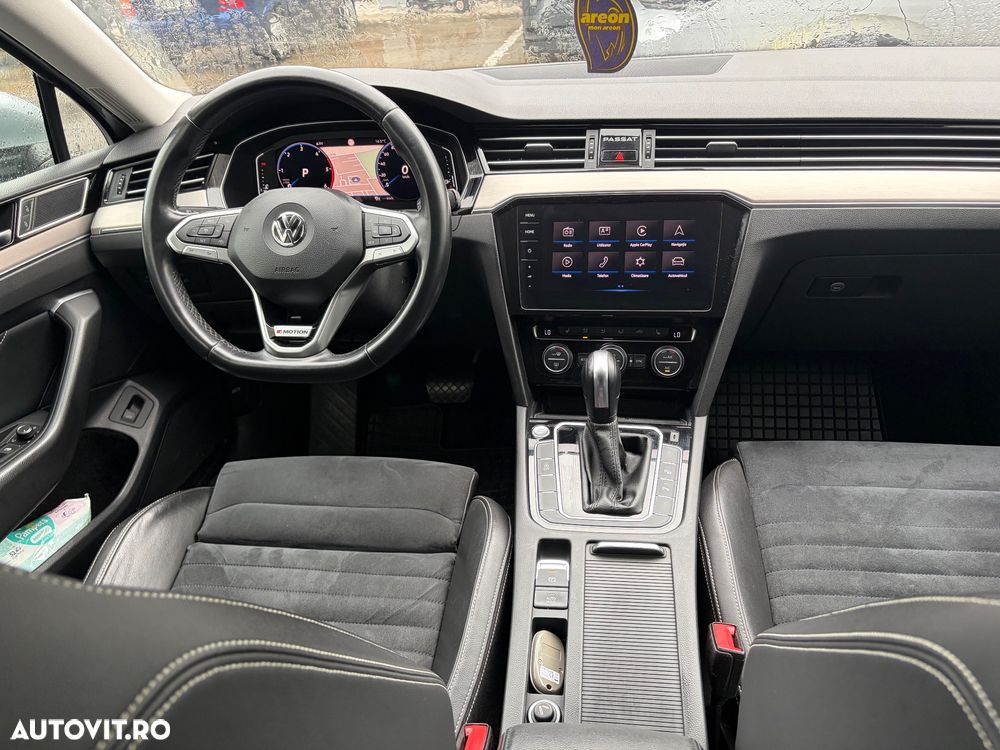 Volkswagen Passat 2.0 TDI DSG Highline - 22