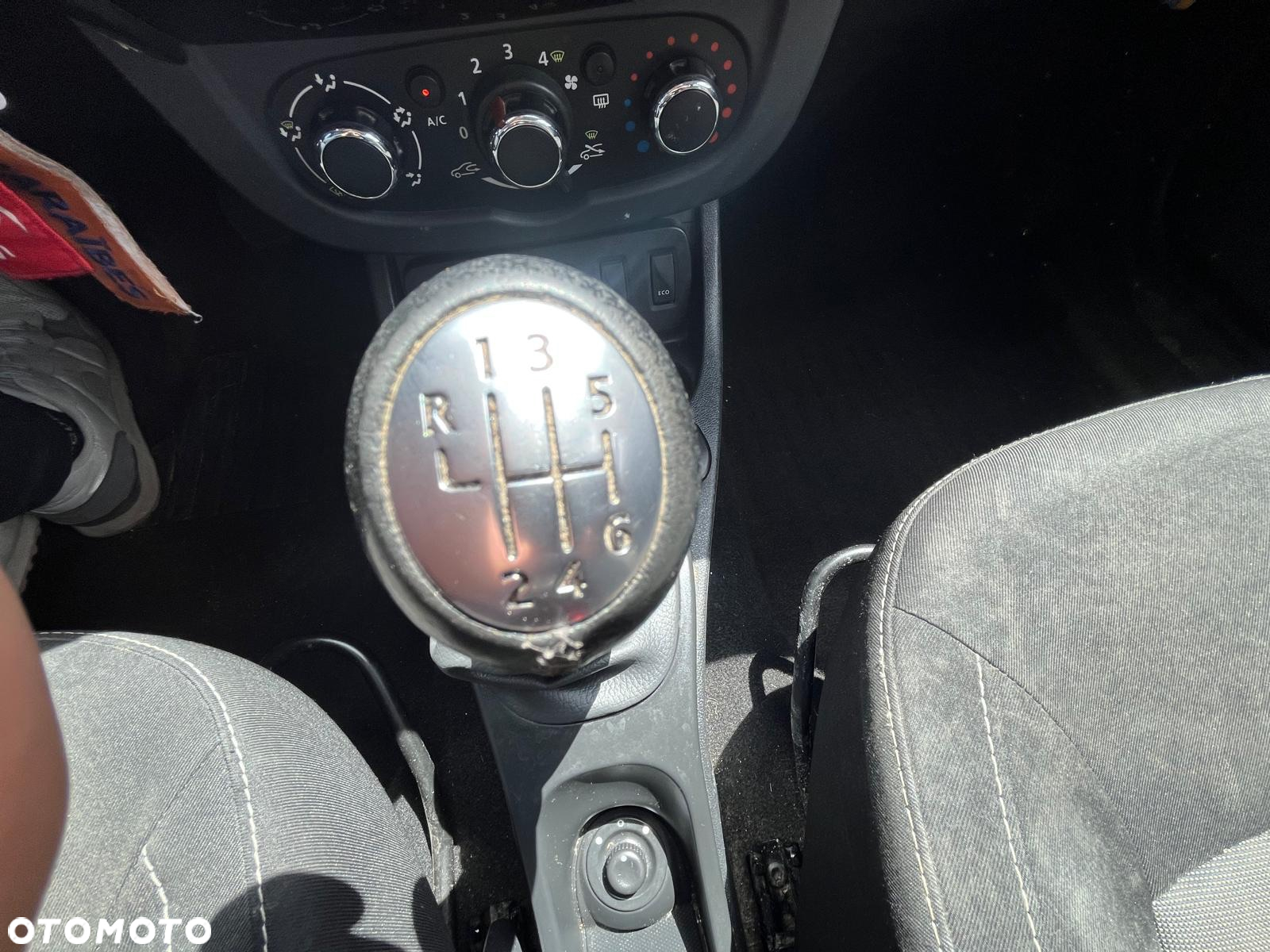 Dacia Duster 1.2 TCe Prestige - 16
