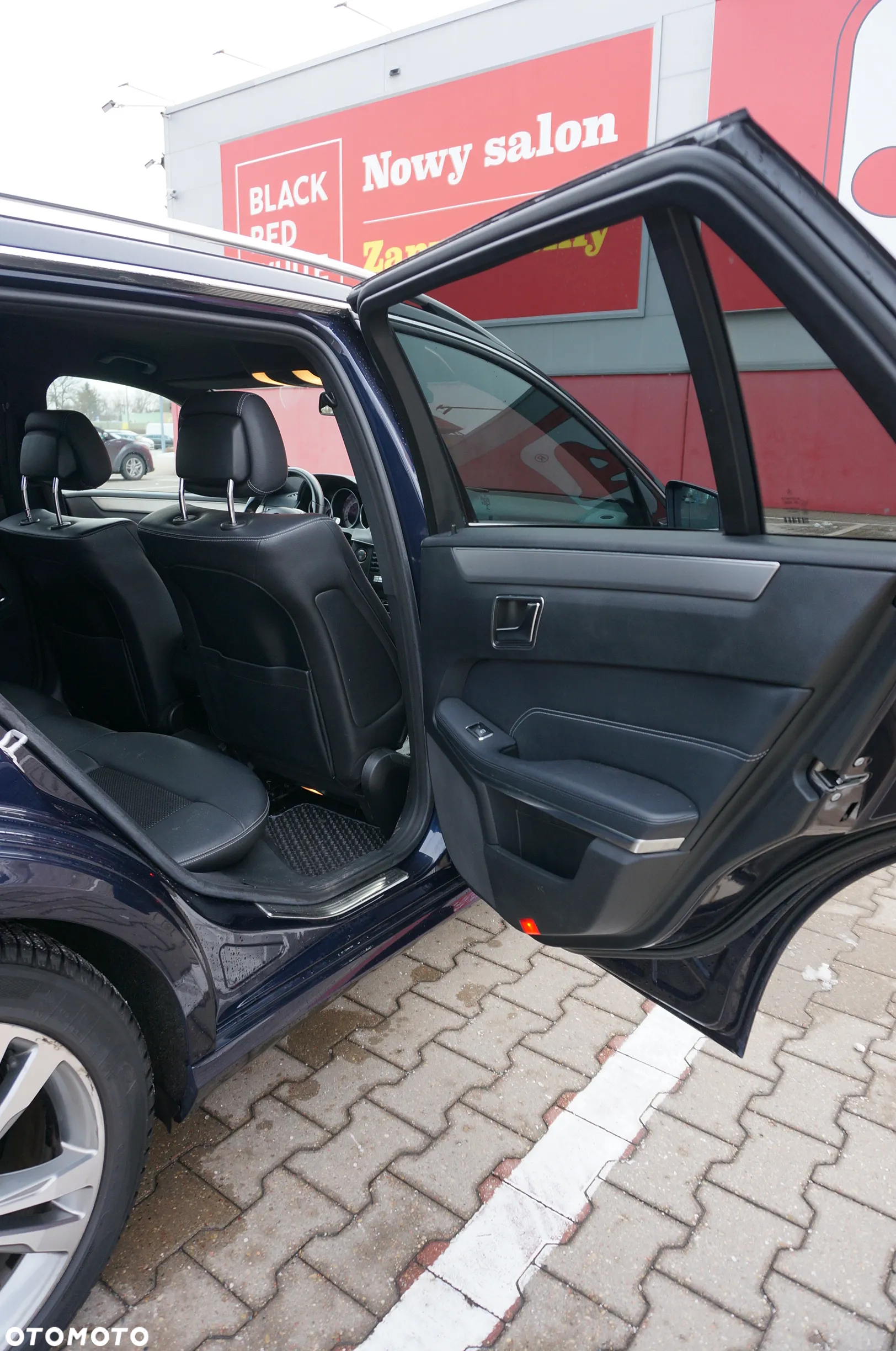 Mercedes-Benz Klasa E 300 BlueTec Hybrid - 13