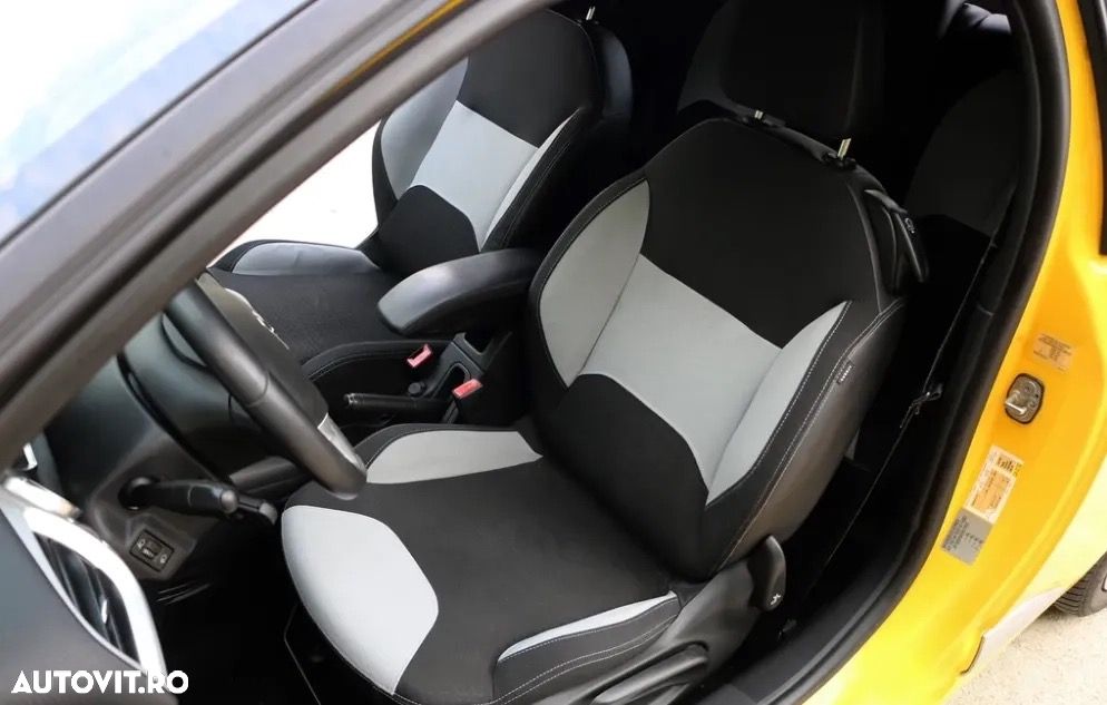 Citroën DS3 1.6 VTi BVM So Chic - 5