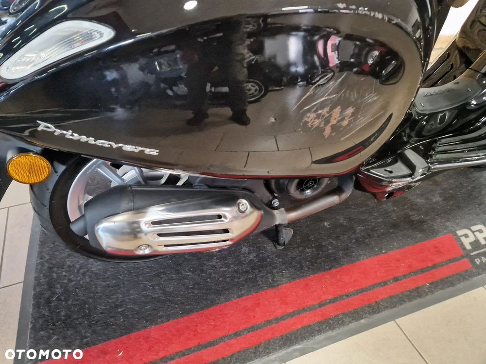 Vespa Primavera - 32