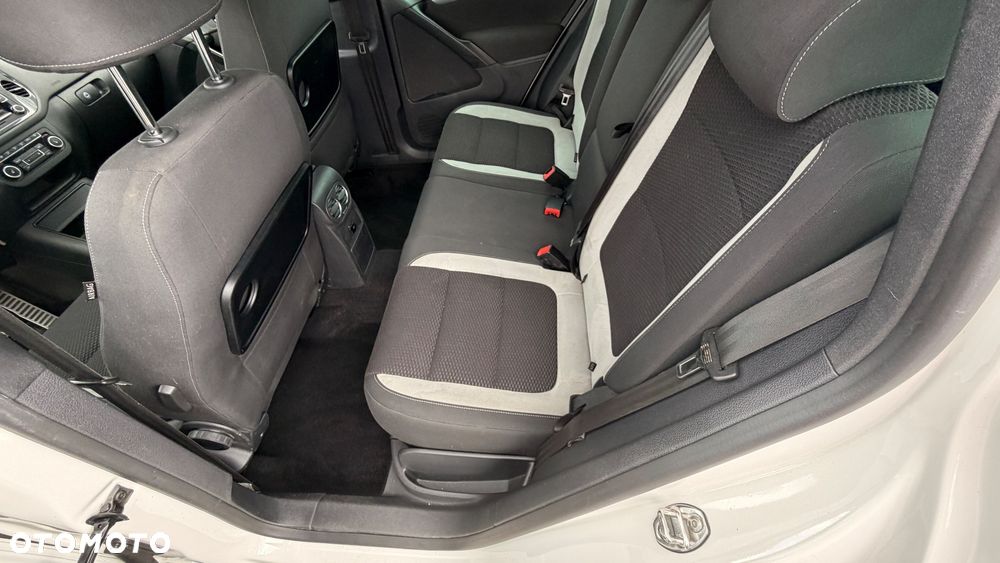 Volkswagen Tiguan 1.4 TSI 4Mot Perfectline R-Style - 9