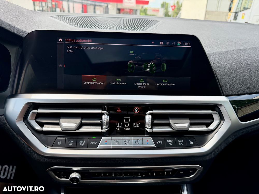 BMW Seria 3 330e Aut. Luxury Line - 18