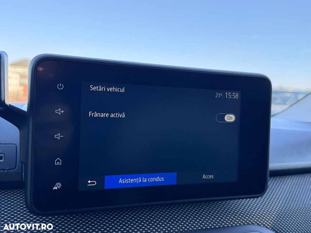 Dacia Logan TCe 90 CVT Comfort - 27