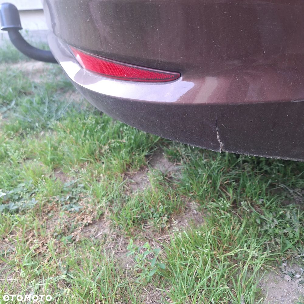 Toyota Avensis 1.8 Premium - 10