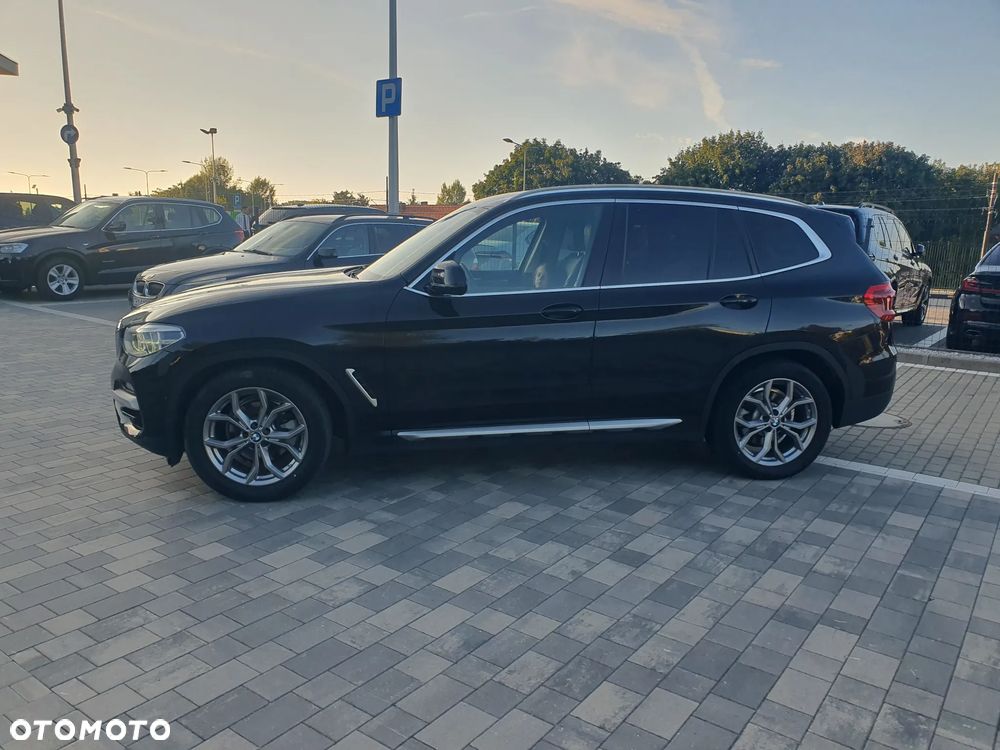 BMW X3 xDrive20d MHEV Business Edition - 3
