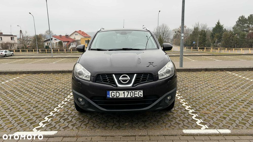 Nissan Qashqai 2.0 4x4 Tekna Premium - 4