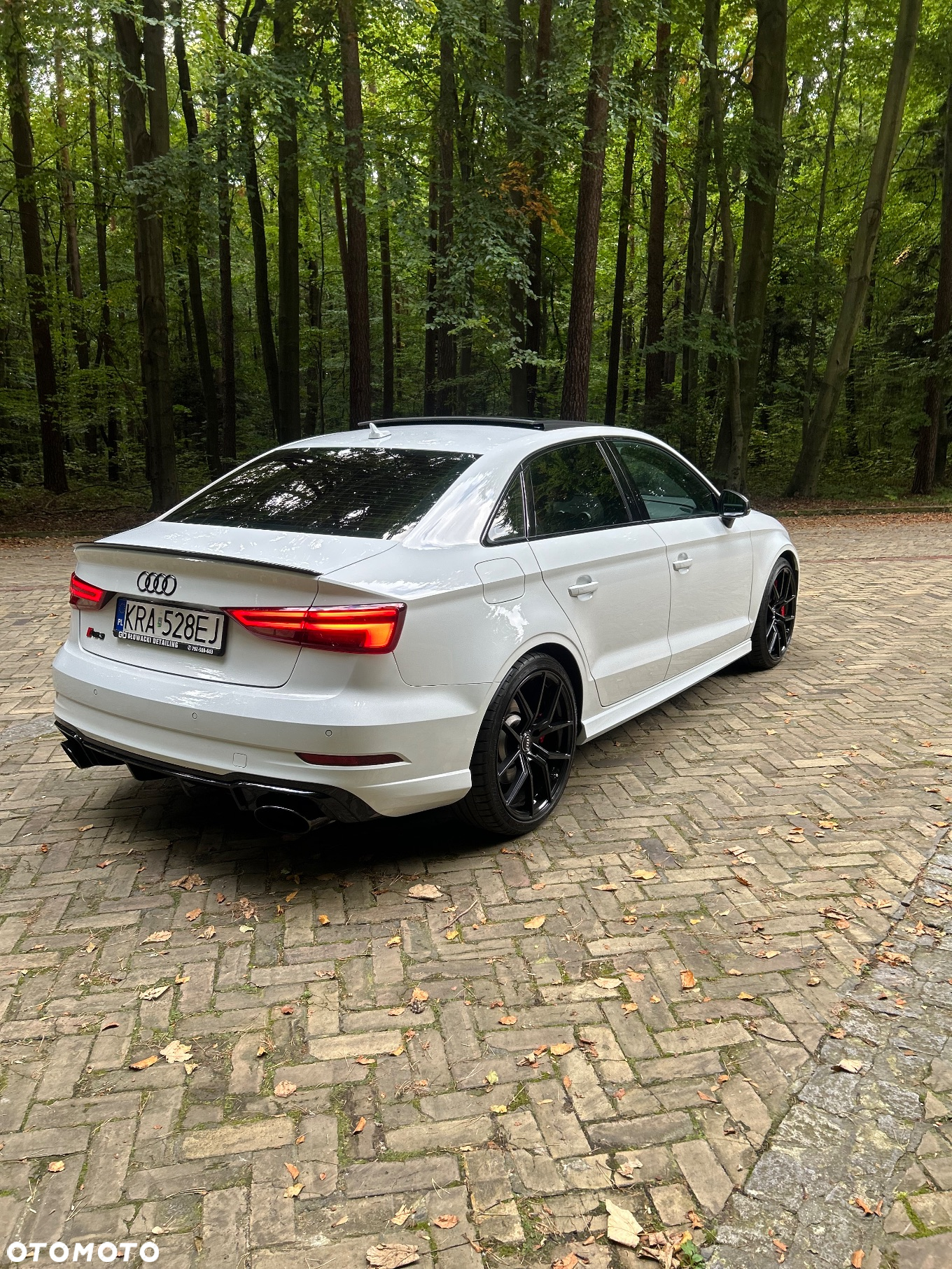 Audi RS3 Limousine - 12