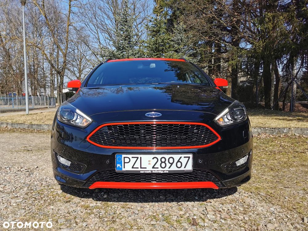 Ford Focus 1.5 EcoBoost STart-Stopp-System ST-LINE - 2