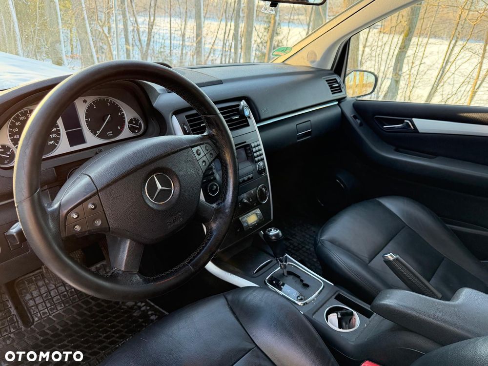 Mercedes-Benz Klasa B 200 CDI Autotronic - 8