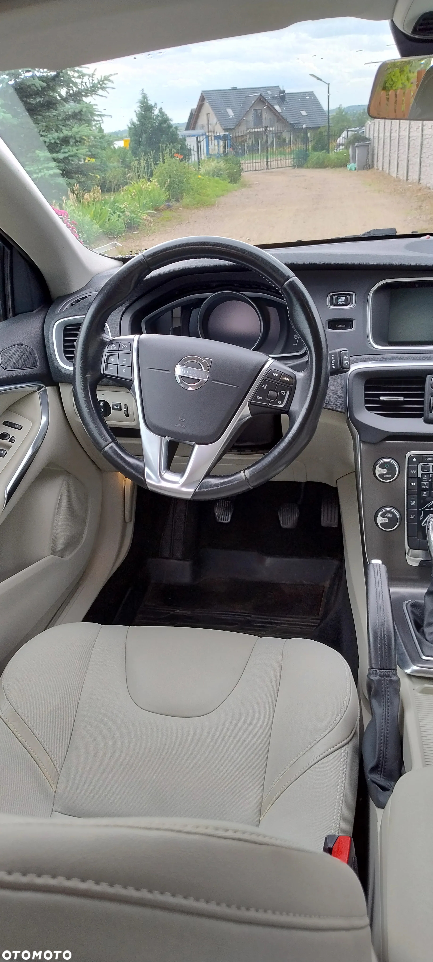 Volvo V40 - 8